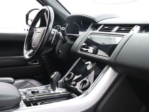 Used 2019 Land Rover Range Rover Sport Supercharged image 28