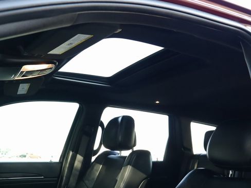 Used 2020 Jeep Grand Cherokee Limited w/ Premium Lighting Group image 26