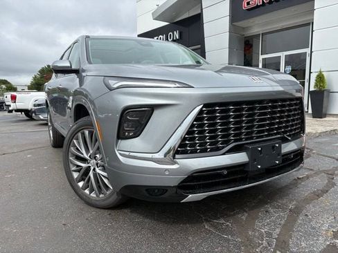 New 2026 Buick Enclave Avenir w/ Super Cruise Package image 3