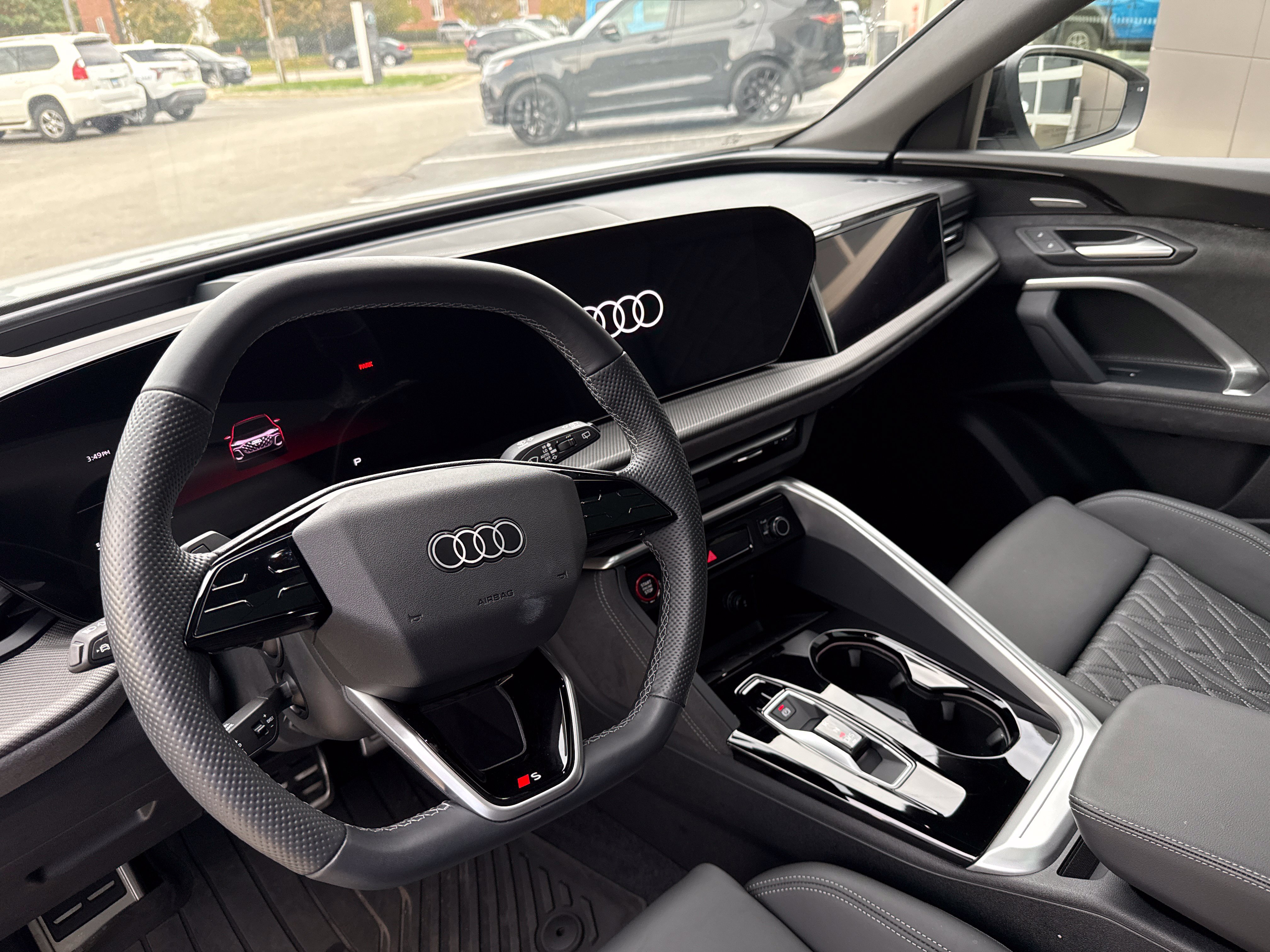 Used 2025 Audi SQ5 Prestige w/ Prestige Package AWD/4WD image 9