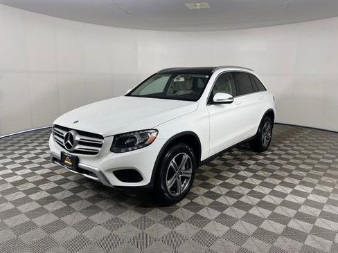 Used 2018 Mercedes-Benz GLC 300 4MATIC image 1
