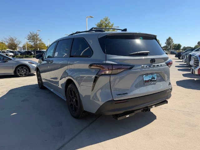 New 2026 Toyota Sienna XLE Woodland Edition AWD/4WD image 7