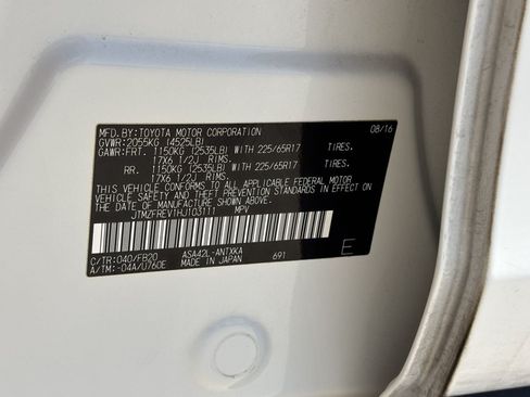 Used 2017 Toyota RAV4 LE w/ Carpet Mat Package FWD image 30