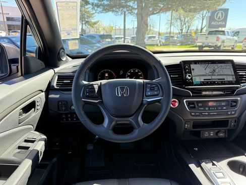 Used 2026 Honda Ridgeline TrailSport image 2