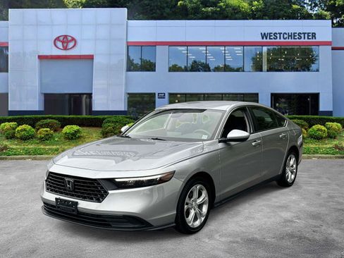 Used 2023 Honda Accord LX image 4