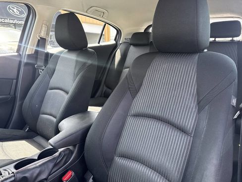 Used 2014 MAZDA MAZDA3 i Touring FWD image 16