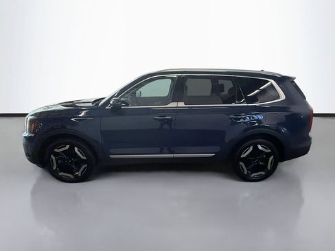 Used 2023 Kia Telluride S w/ S Sunroof Package FWD image 6