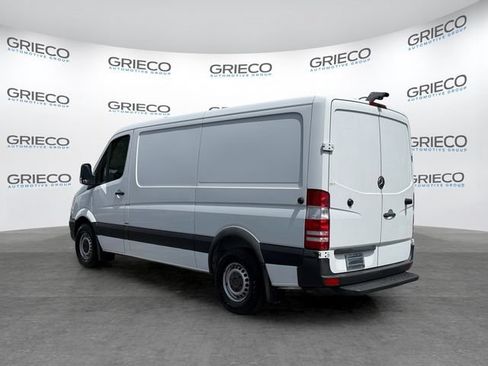 Used 2015 Mercedes-Benz Sprinter 2500 image 5
