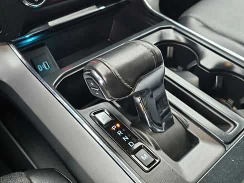 Used 2021 Ford F150 Lariat image 31