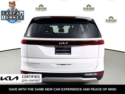 Used 2024 Kia Carnival LX FWD image 6