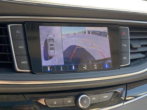 Used 2023 Buick Enclave Avenir w/ Avenir Technology Package image 9