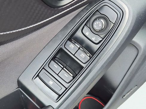 Used 2020 Subaru Impreza 2.0i Sport image 16