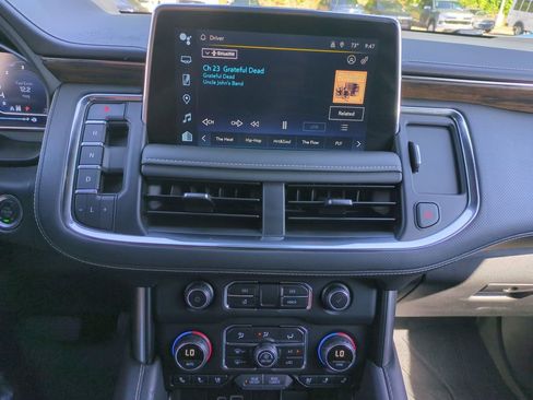 Used 2024 Chevrolet Tahoe Premier AWD/4WD image 22