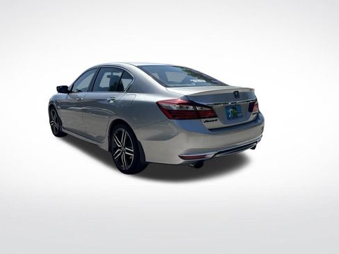 Used 2017 Honda Accord Sport image 6