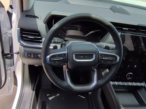 New 2026 GMC Terrain Denali w/ LPO, Floor Liner Package AWD/4WD image 17