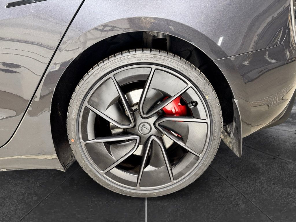 Used 2024 Tesla Model 3 Performance AWD/4WD image 32