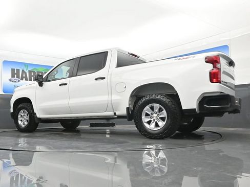 Used 2026 Chevrolet Silverado 1500 W/T w/ WT Value Package AWD/4WD image 16