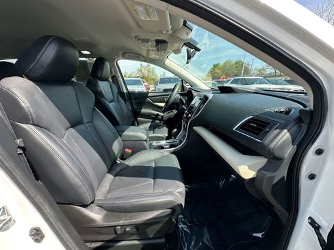 Used 2022 Subaru Ascent Limited image 27