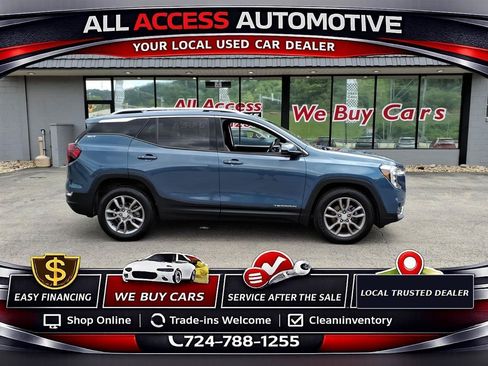Used 2024 GMC Terrain SLT FWD image 1