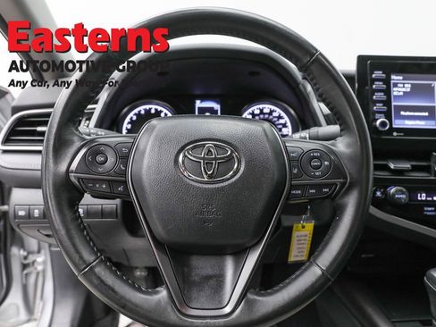 Used 2024 Toyota Camry SE FWD image 10