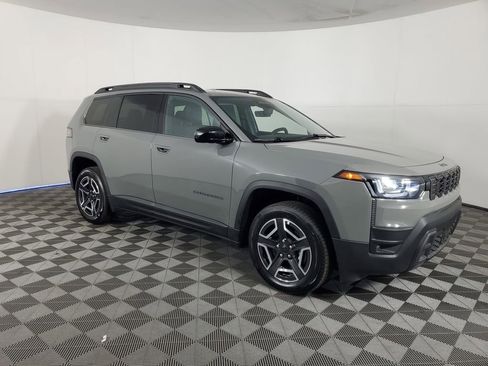 New 2026 Jeep Cherokee Laredo image 2