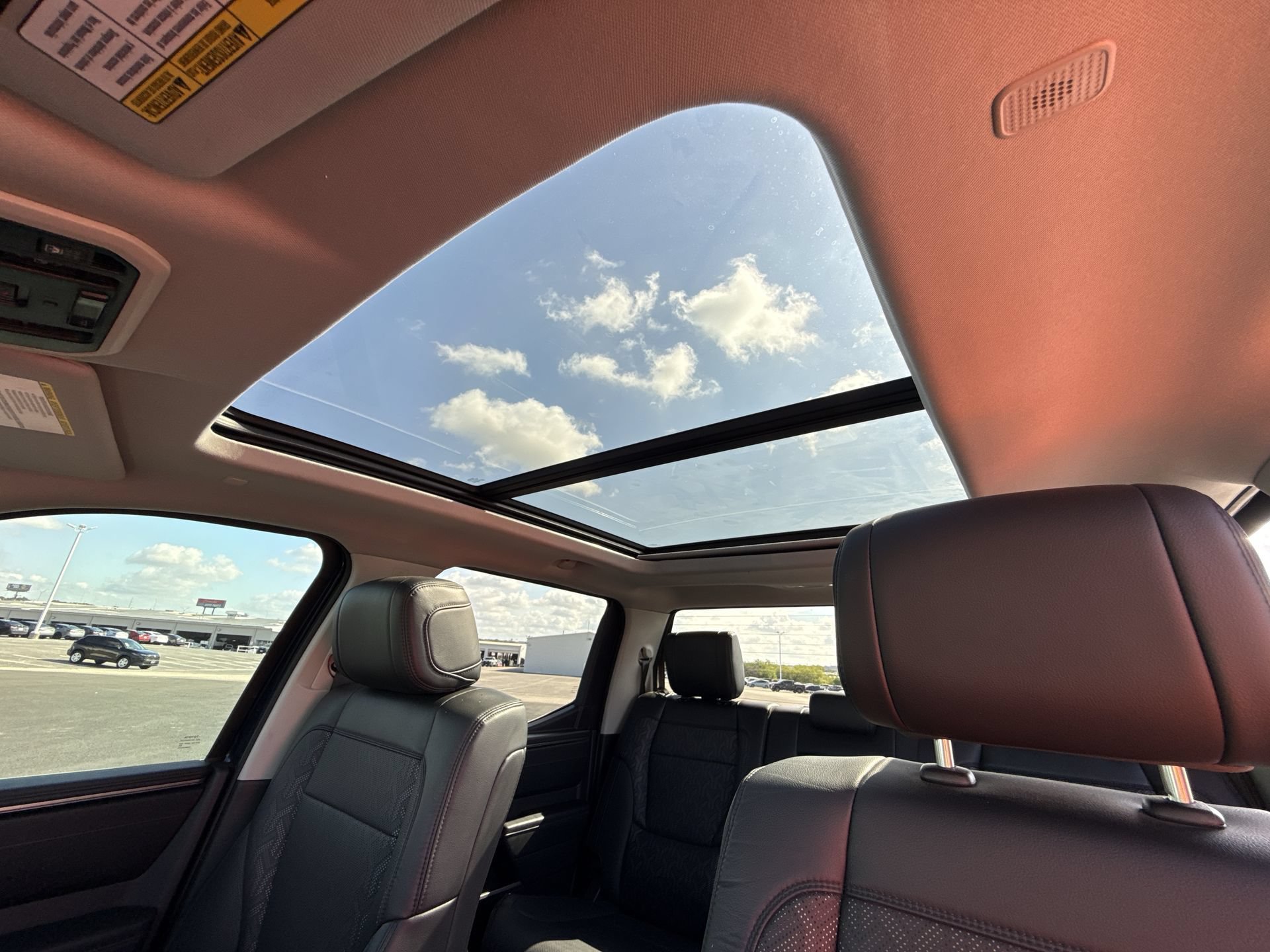Used 2024 Toyota Tundra Limited w/ Power Package RWD image 16