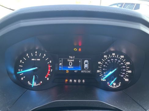Used 2019 Ford Edge SE FWD image 7