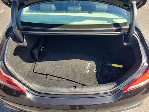 Used 2019 Genesis G70 2.0T Advanced RWD image 9