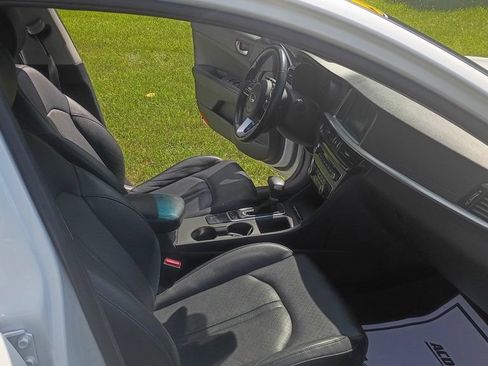 Used 2020 Kia Optima SE FWD image 14