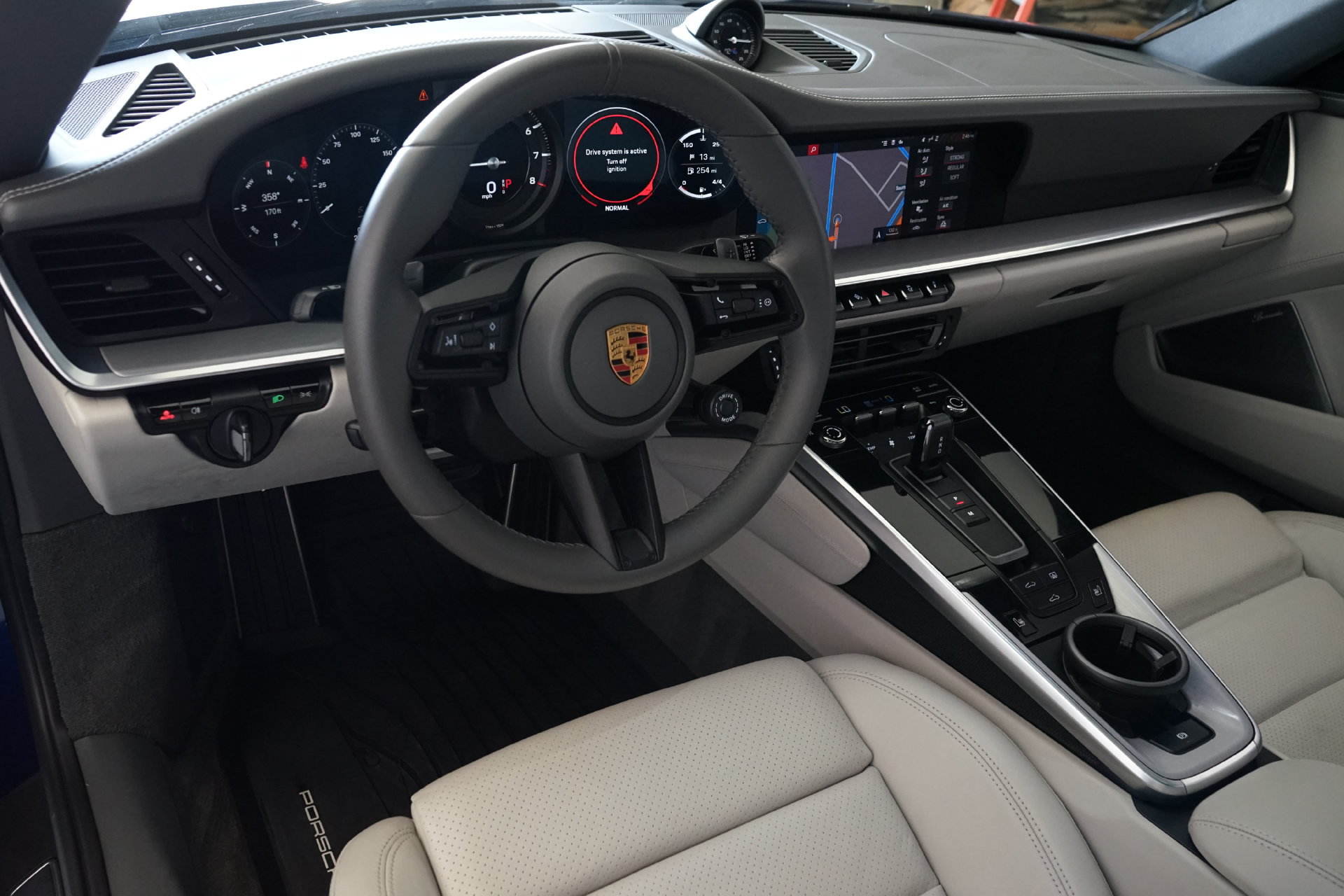 Used 2020 Porsche 911 Carrera S RWD image 9