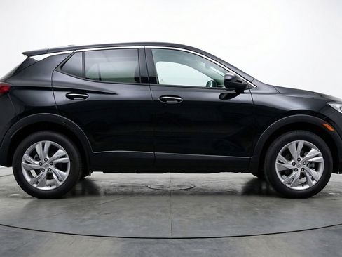 Used 2025 Buick Encore GX Preferred AWD/4WD image 11