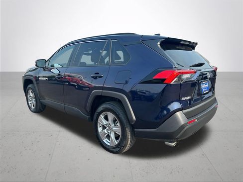 Used 2025 Toyota RAV4 XLE AWD/4WD image 9