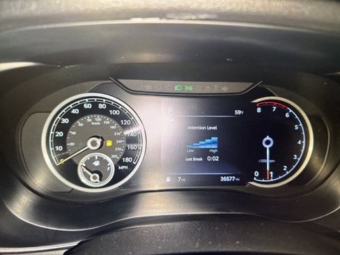 Used 2023 Genesis G70 2.0T image 8