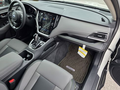 Certified 2025 Subaru Outback Onyx Edition XT w/ Popular Package #2 image 11