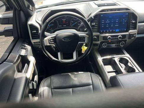 Used 2022 Ford F250 Lariat w/ Lariat Value Package AWD/4WD image 17