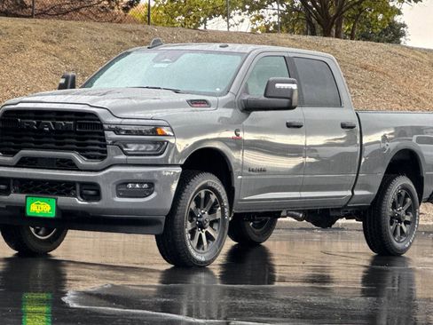 New 2026 RAM 2500 Big Horn image 9