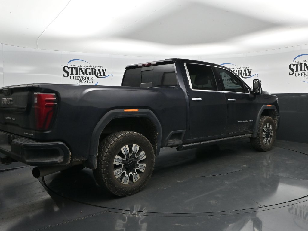 Used 2024 GMC Sierra 2500 Denali w/ Denali Reserve Package AWD/4WD image 7