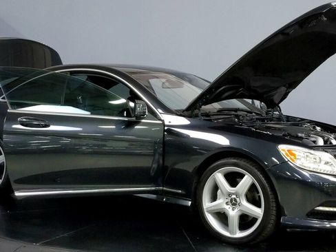 Used 2011 Mercedes-Benz CL 550 4MATIC image 16