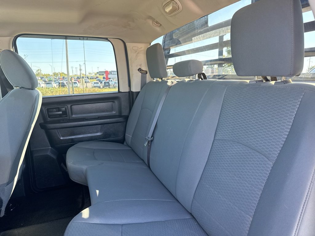 Used 2015 RAM 3500 Tradesman w/ Chrome Appearance Group AWD/4WD image 11
