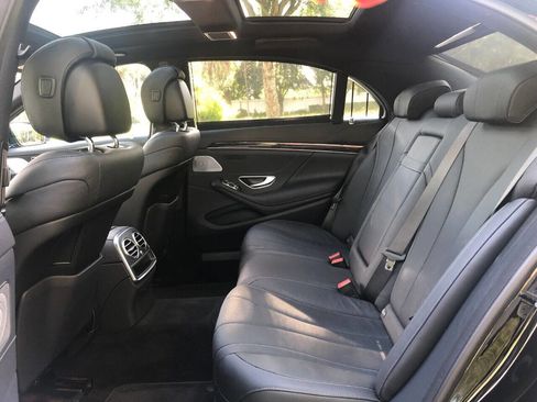 Used 2019 Mercedes-Benz S 450 Sedan image 12