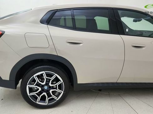 Used 2026 BMW X2 xDrive28i AWD/4WD image 7