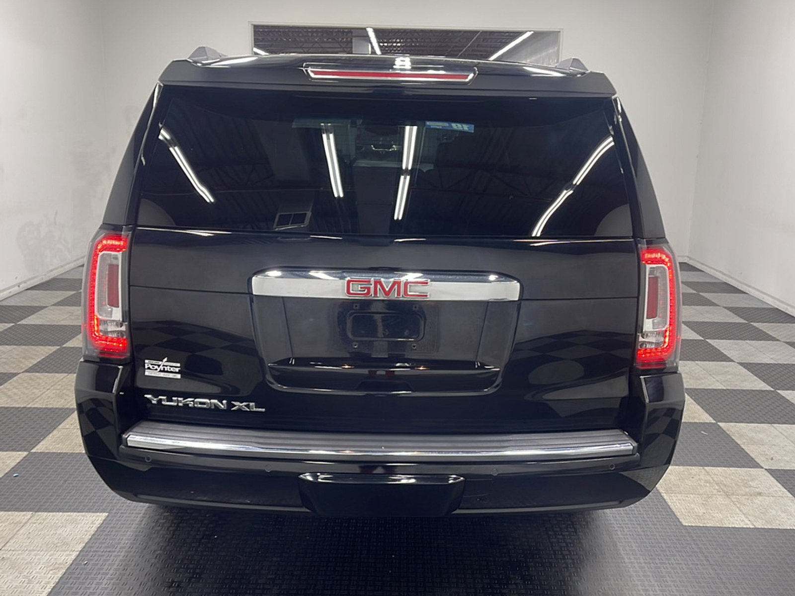 Used 2019 GMC Yukon XL Denali AWD/4WD image 17