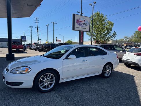 Used 2009 Chevrolet Impala LTZ FWD image 1