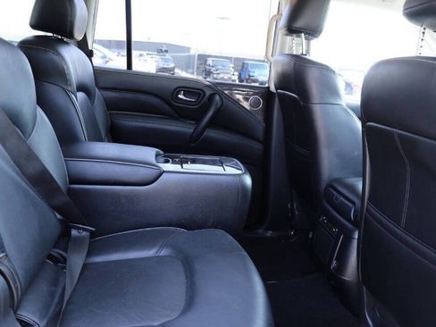 Used 2021 INFINITI QX80 Luxe image 16