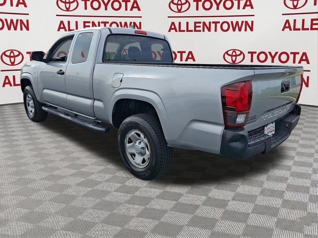 Used 2022 Toyota Tacoma SR RWD image 5