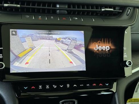 New 2026 Jeep Grand Cherokee Limited image 16