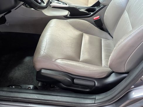 Used 2013 Honda Civic Hybrid Sedan image 14