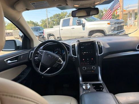 Used 2022 Ford Edge SEL w/ Convenience Package AWD/4WD image 15