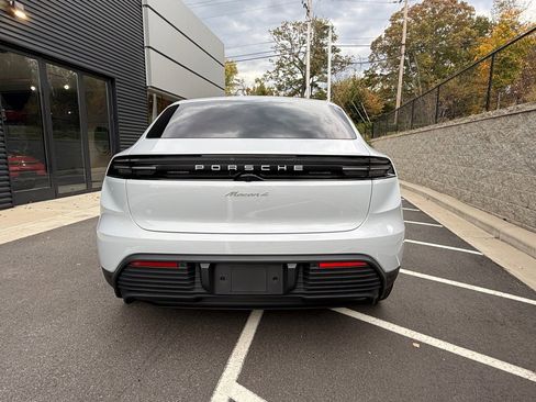 Certified 2024 Porsche Macan 4 Electric image 6