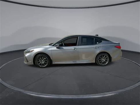 Used 2025 Toyota Camry XSE image 5
